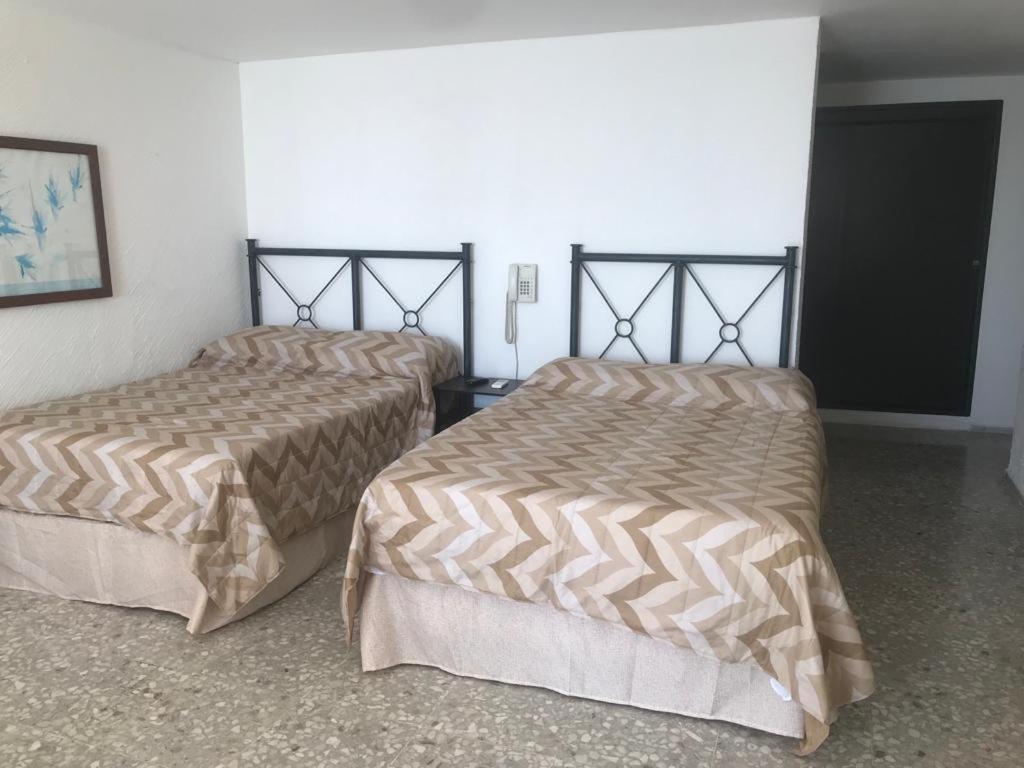 Suite Frente Al Mar En Torres Gemelas Acapulco Extérieur photo